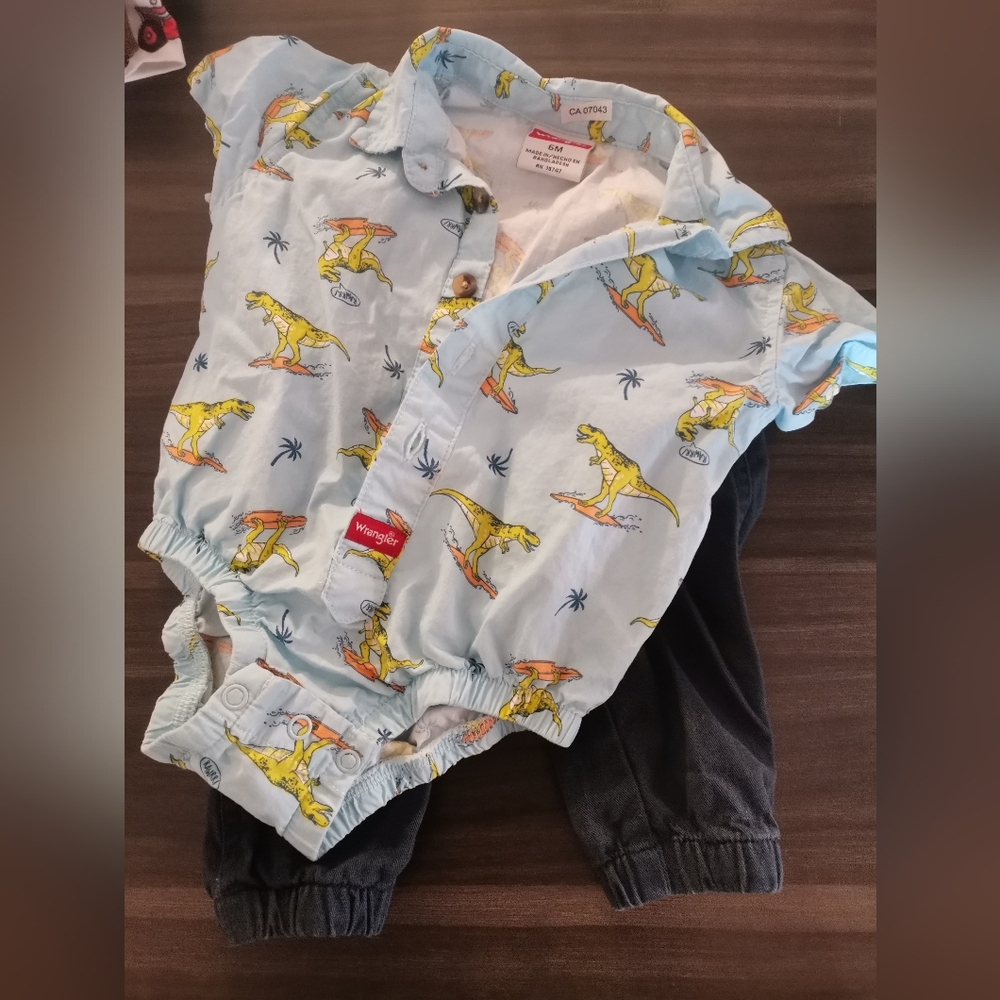 Wrangler matching set size 6M
